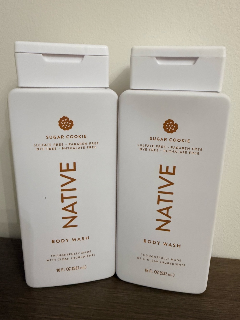 Native Sugar Cookie Body Wash - White & Gold Pack of 2